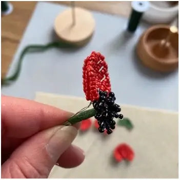 Beaded Flower Craft Kit - Poppy